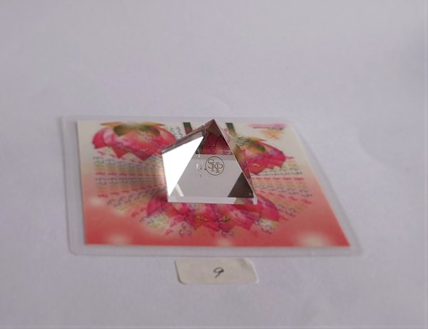 画像1: 【蓮とありがとうコースター２枚プレゼント】AA水晶ピラミッド11-9 (1)